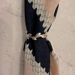 Tiffany & Co. Paloma Picasso®
Olive Leaf Band Ring - size 6